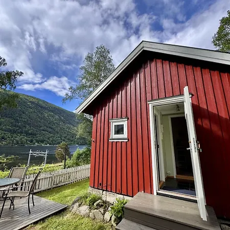 Cozy Overlooking Tinnsjoen Fagerstrand